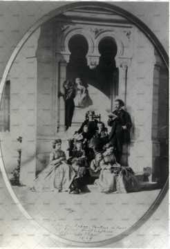 Jules Le Cesne, pauline Lecesne et leur huit enfants Hérouville 1864 - Château de Beauregard